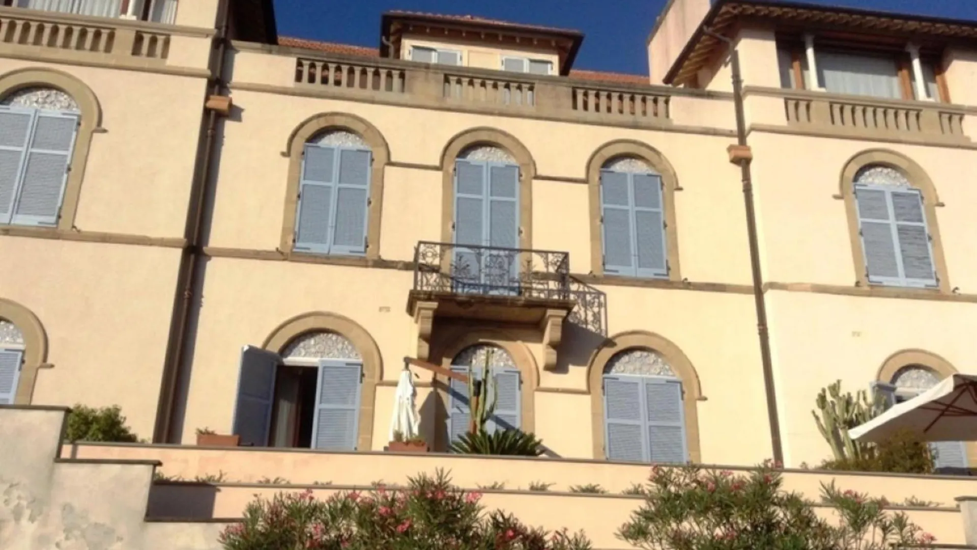 Appartamento Bordighera Castello Selva Dolce Italia