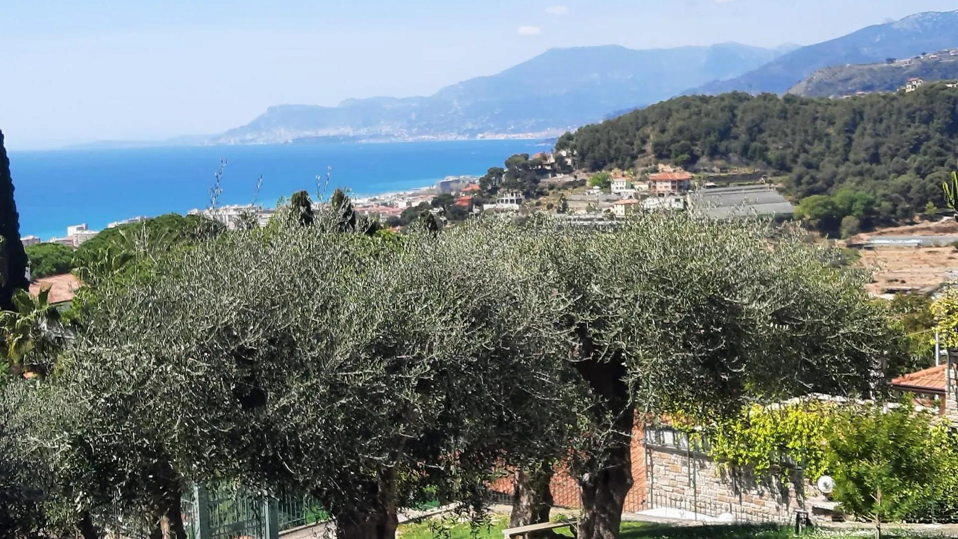 Bordighera Castello Selva Dolce 0*,  Italia